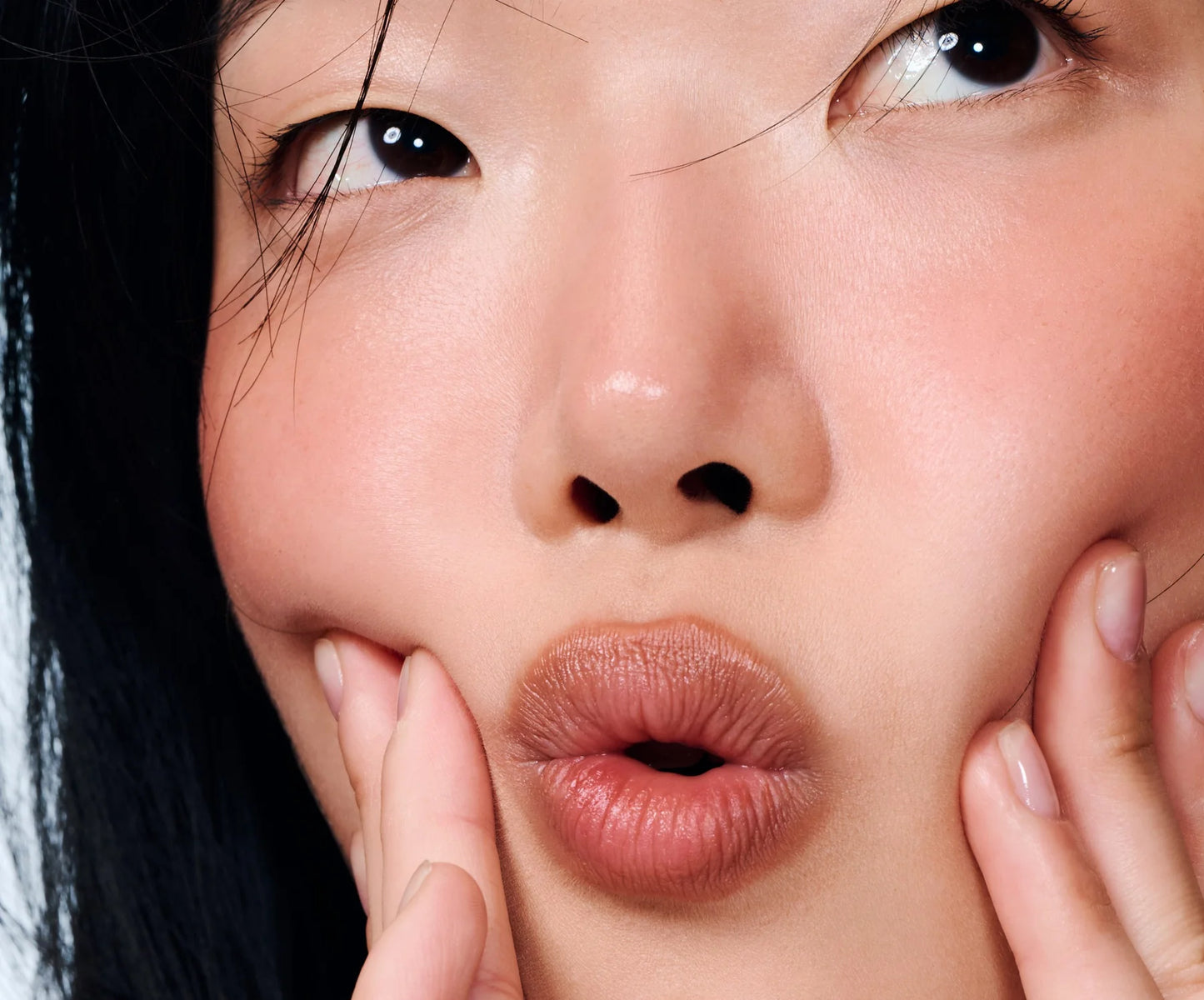 peptide lip shape bend